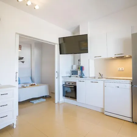 Orlando Complex 85 Sea View דירה *