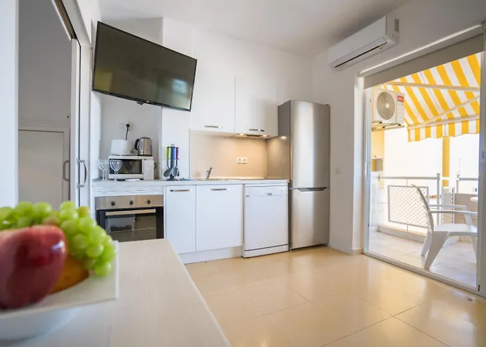 דירה Orlando Complex 85 Sea View אדחה